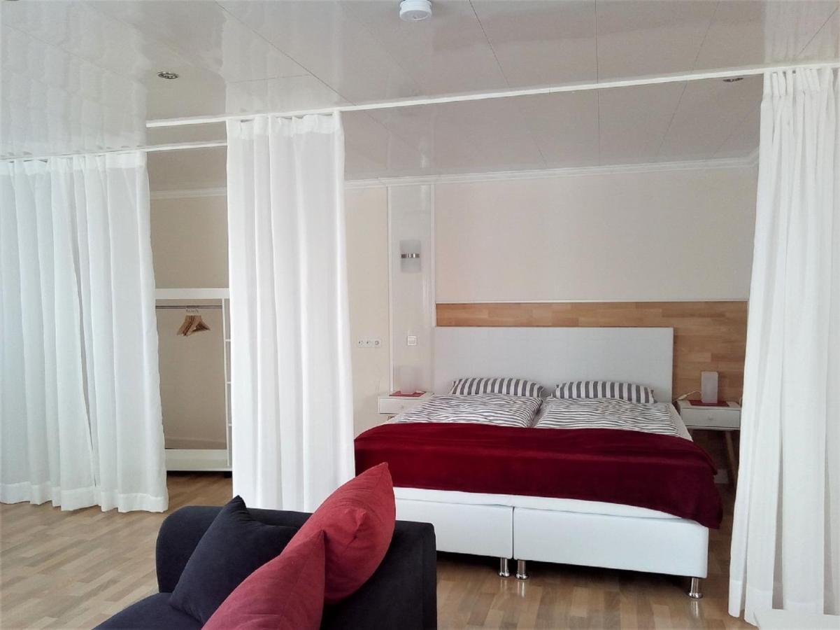 Ferienwohnung Auf Dem Dorf, Kuelsheim Bagian luar foto